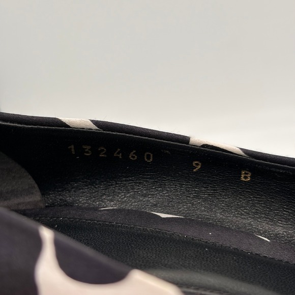 GUCCI Satin Crystal Horsebit Peep Toe Heels Sz 9 Black White LIKE NEW COA EU‎ 39 - Picture 6 of 11